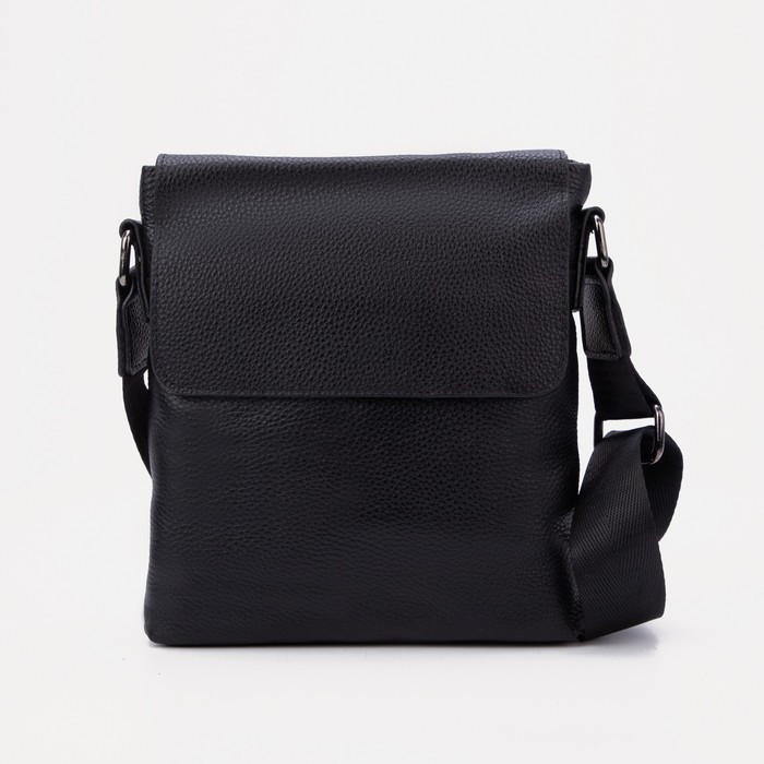 Сумка, отдел на молнии, 2 наружных кармана, цвет чёрный
Сумка, отдел на молнии, 2 наружных кармана, цвет чёрный