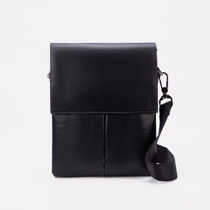 Сумка, 3 отдела на молнии, 3 наружных кармана, цвет чёрный
Сумка, 3 отдела на молнии, 3 наружных кармана, цвет чёрный