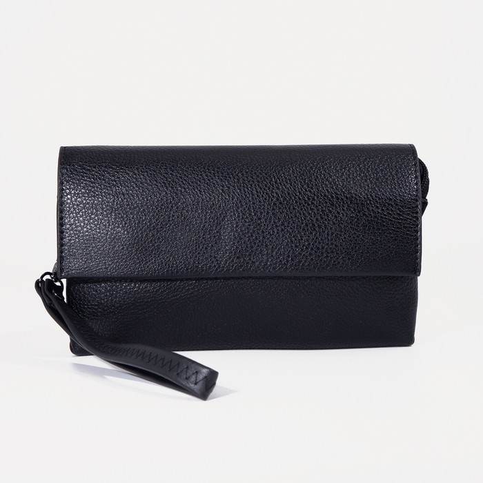Клатч, 3 отдела на молнии, длинная стропа, ремешок на запястье, цвет чёрный
Клатч, 3 отдела на молнии, длинная стропа, ремешок на запястье, цвет чёрный