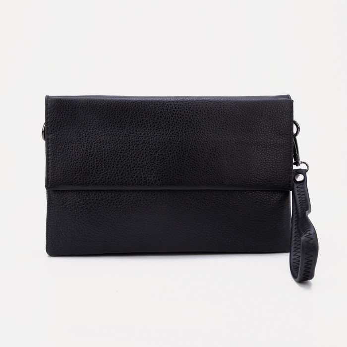 Клатч, 3 отдела на молнии, длинная стропа, ремешок на запястье, цвет чёрный
Клатч, 3 отдела на молнии, длинная стропа, ремешок на запястье, цвет чёрный