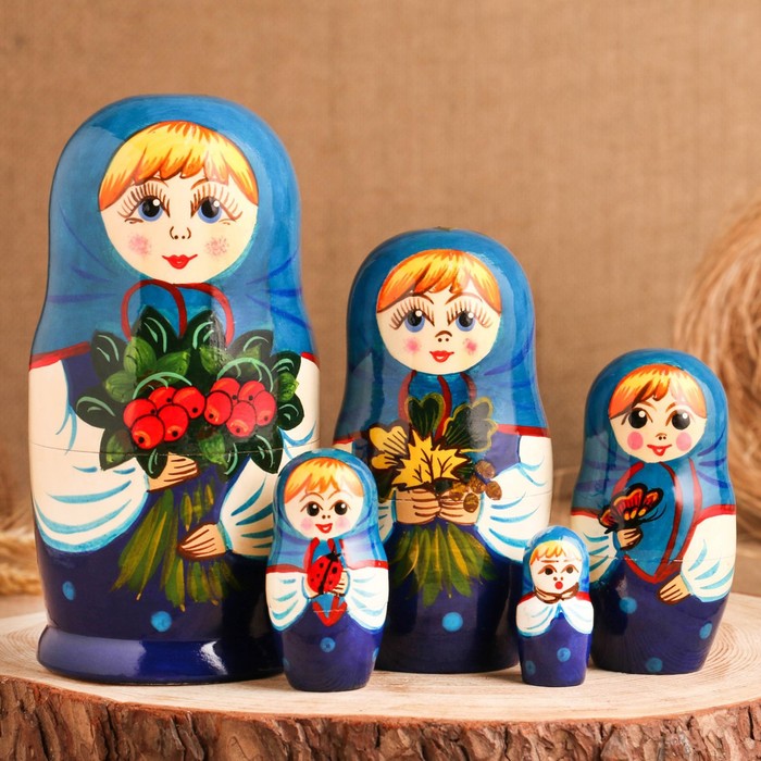 Матрёшка "Рябинка", 5-ти кукольная, 17 см, ручная работа, микс 
Матрёшка "Рябинка", 5-ти кукольная, 17 см, ручная работа, микс