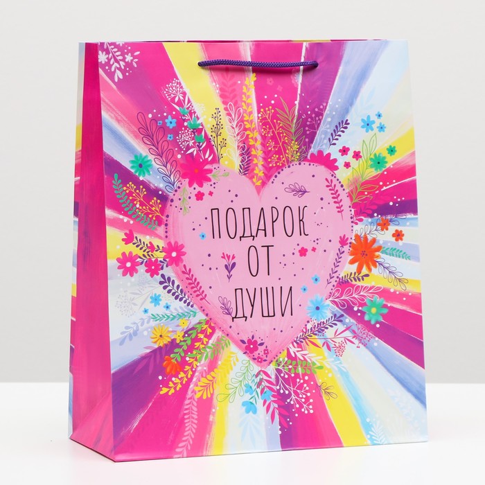 Пакет подарочный "Подарок от души" 26 х 32 х 12 см 
Пакет подарочный "Подарок от души" 26 х 32 х 12 см