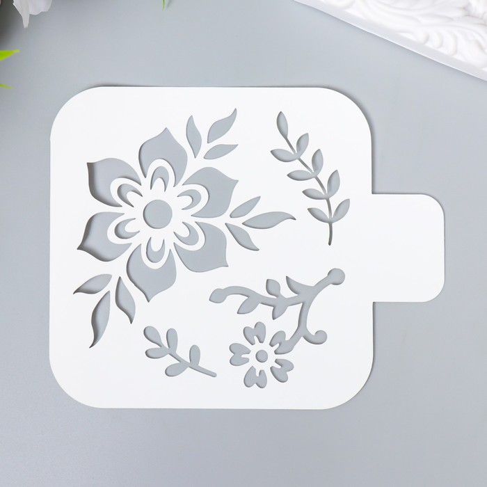 Трафарет "Цветок" 9х9 см
Трафарет "Цветок" 9х9 см