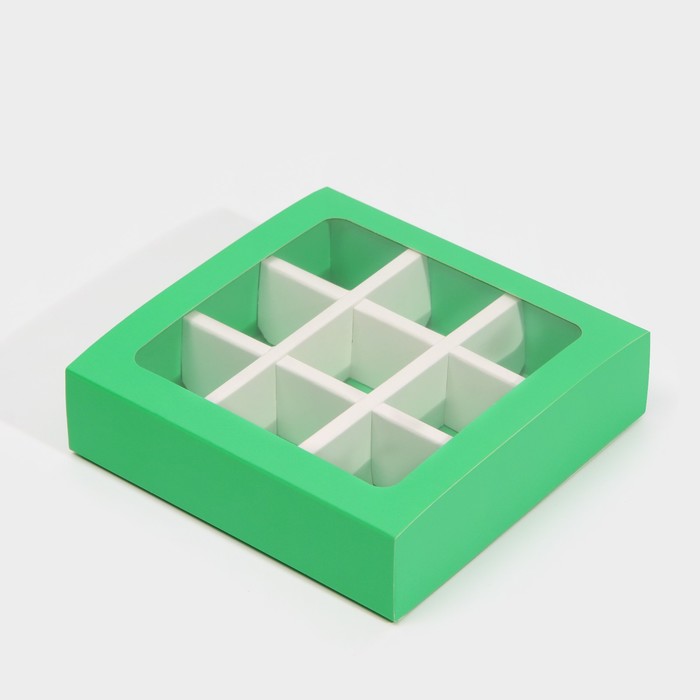Коробка под 9 конфет с ячейками «Зелёная» 14,5 х 14,5 х 3,5 см
Коробка под 9 конфет с ячейками «Зелёная» 14,5 х 14,5 х 3,5 см