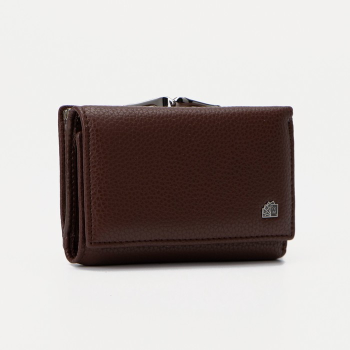 Кошелёк на магнитах, цвет коричневый
Кошелёк на магнитах, цвет коричневый