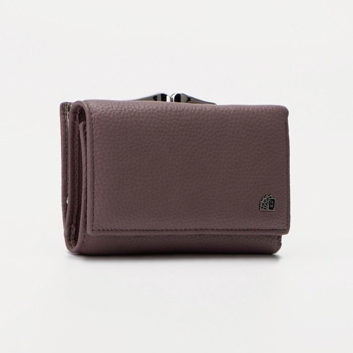 Кошелёк, 2 отдела, на магните, цвет пудровый
Кошелёк, 2 отдела, на магните, цвет пудровый