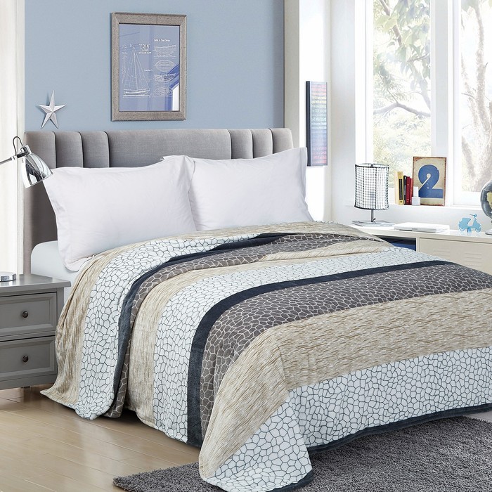 Плед 200х220 см, велсофт, 280г/м пэ100%
Плед 200х220 см, велсофт, 280г/м пэ100%