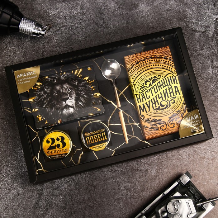 Набор «23 Февраля»: крем-мед с апельсином и хлопком, орехи в шоколадной глазури, чай с апельсином и шоколадом, ложка
Набор «23 Февраля»: крем-мед с апельсином и хлопком, орехи в шоколадной глазури, чай с апельсином и шоколадом, ложка