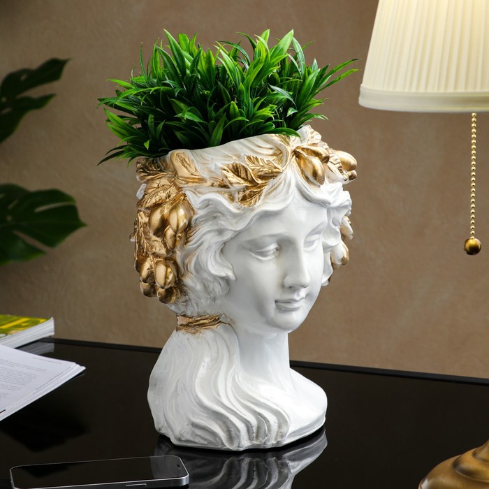 Фигурное кашпо "Голова", белое золото, задувка, 19х20х29 см, 3 л
Фигурное кашпо "Голова", белое золото, задувка, 19х20х29 см, 3 л