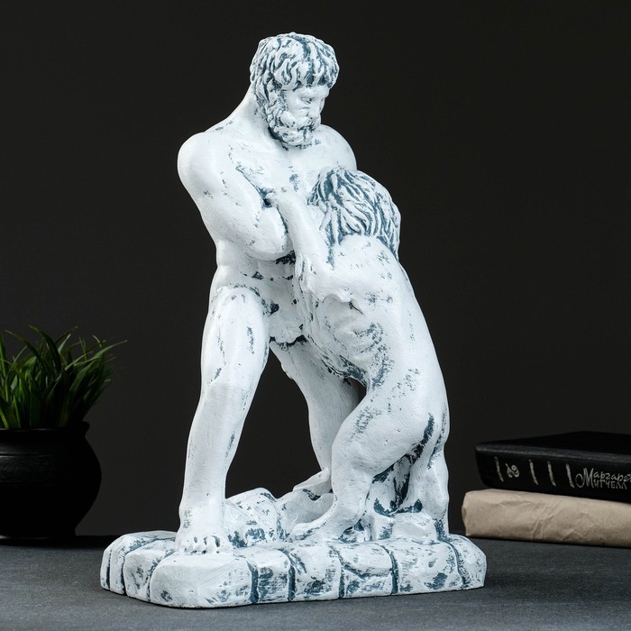 Фигура "Первый подвиг Геракла" серый камень, 40см
Фигура "Первый подвиг Геракла" серый камень, 40см