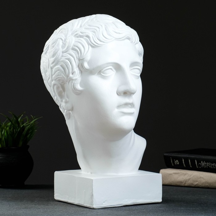 Фигура "Бюст Дискобола" белый, 18х38см 
Фигура "Бюст Дискобола" белый, 18х38см