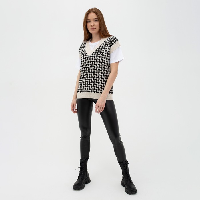 фото Жилет женский, цвет белый, чёрная крупная гусиная лапка, размер xl