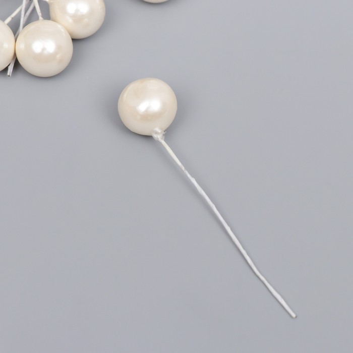 Декор для творчества "Шарик снежный жемчужный" d=1,5 см набор 20 шт 6х1,5х1,5 см
Декор для творчества "Шарик снежный жемчужный" d=1,5 см набор 20 шт 6х1,5х1,5 см