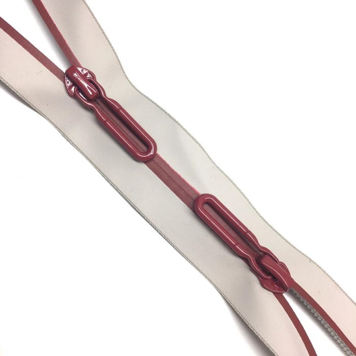 Молния водостойкая №7В4, размер 85 см
Молния водостойкая №7В4, размер 85 см