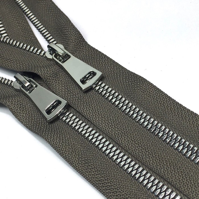 Молния тракторная №5, размер 85 см
Молния тракторная №5, размер 85 см