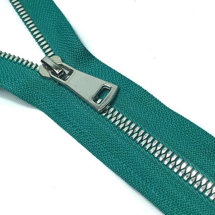 Молния тракторная, неразъемная №5, размер 18 см
Молния тракторная, неразъемная №5, размер 18 см