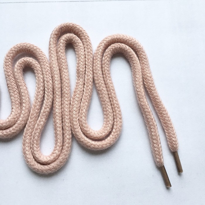Шнур круглый, размер 130 см, d 0,5 см
Шнур круглый, размер 130 см, d 0,5 см