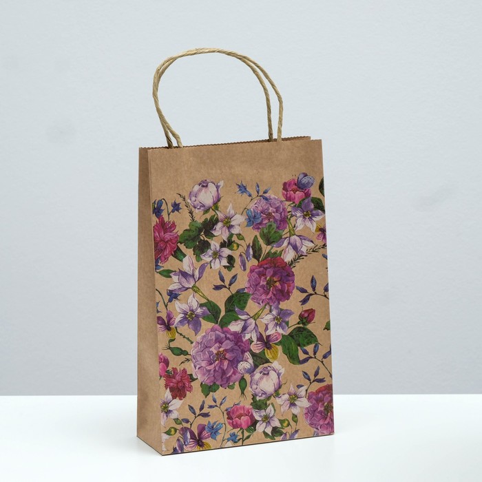 Пакет подарочный "Гортензия", крафт, 26.5 x 16.5 x 7 см
Пакет подарочный "Гортензия", крафт, 26.5 x 16.5 x 7 см