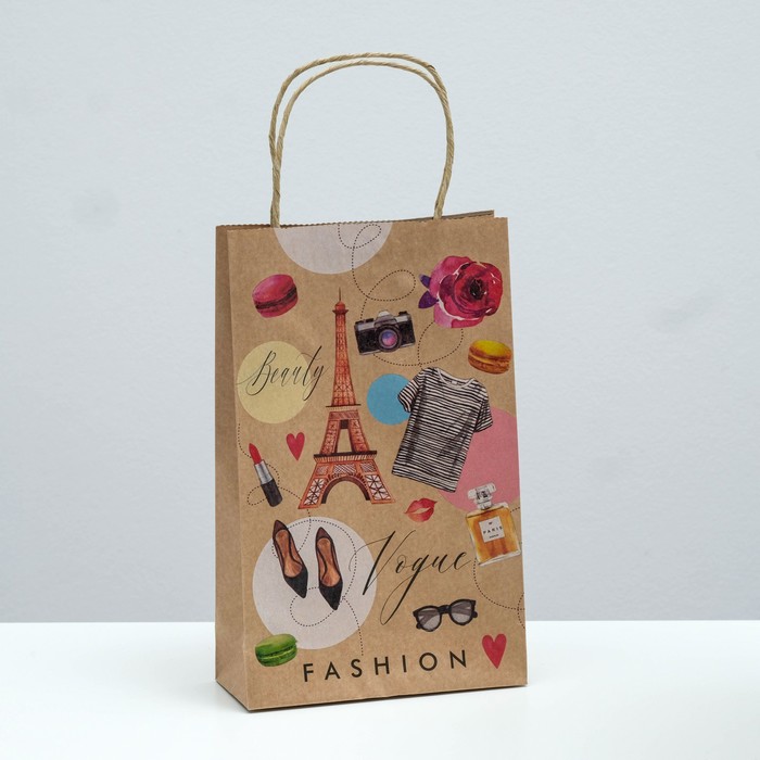 Пакет подарочный "Мода в Париже", крафт, 26.5 x 16.5 x 7 см
Пакет подарочный "Мода в Париже", крафт, 26.5 x 16.5 x 7 см