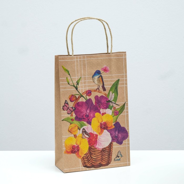 Пакет подарочный "Цветы в корзине", крафт, 26.5 x 16.5 x 7 см
Пакет подарочный "Цветы в корзине", крафт, 26.5 x 16.5 x 7 см