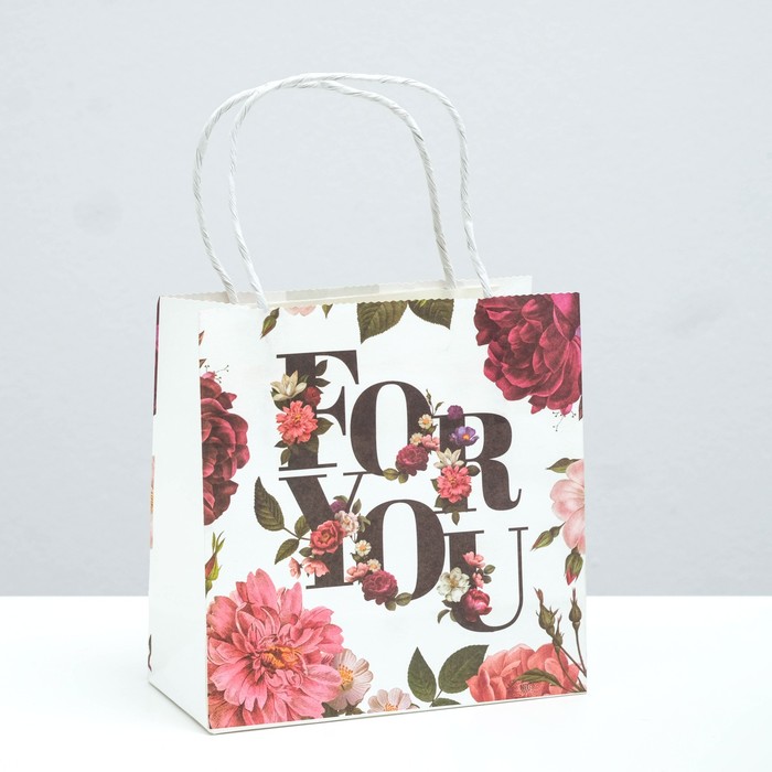 Пакет подарочный "Осенние хризантемы", крафт, 16 x 16 x 7.6 см 
Пакет подарочный "Осенние хризантемы", крафт, 16 x 16 x 7.6 см