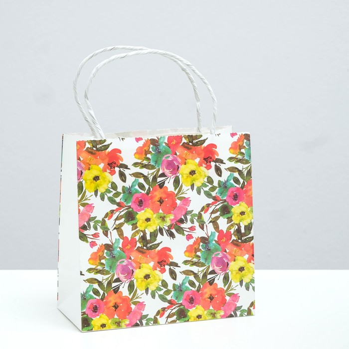 Пакет подарочный "Пёстрость", крафт, 16 x 16 x 7.6 см
Пакет подарочный "Пёстрость", крафт, 16 x 16 x 7.6 см