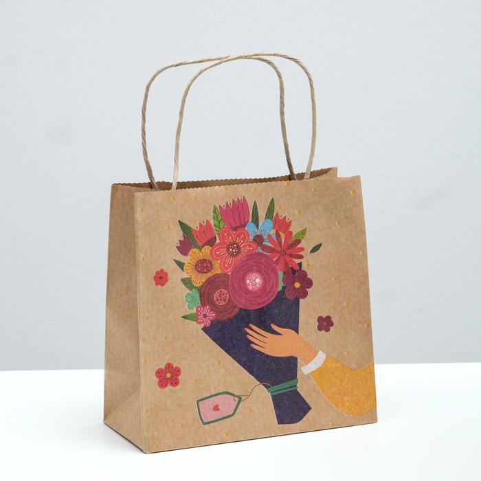 Пакет подарочный "Праздничный букет", крафт, 16 x 16 x 7.6 см
Пакет подарочный "Праздничный букет", крафт, 16 x 16 x 7.6 см