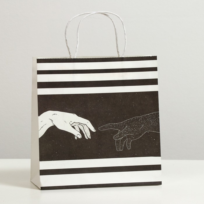 Пакет подарочный "Следуй за мной", крафт, 24 x 23 x 10 см
Пакет подарочный "Следуй за мной", крафт, 24 x 23 x 10 см