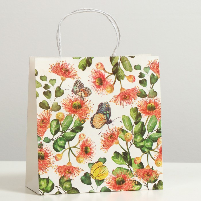 Пакет подарочный "Бабочка на цветке", крафт, 24 x 23 x 10 см
Пакет подарочный "Бабочка на цветке", крафт, 24 x 23 x 10 см