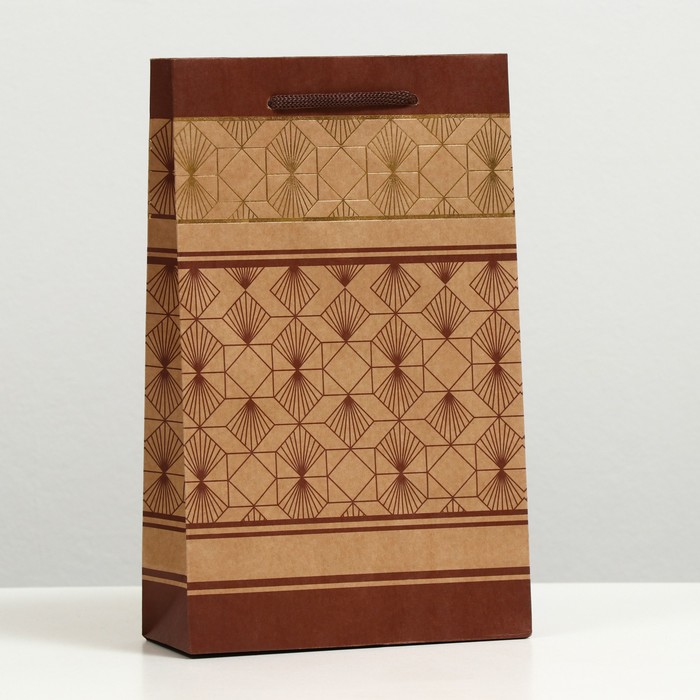 Пакет подарочный "Иллюзия", крафт, 26.5 x 16.5 x 7 см
Пакет подарочный "Иллюзия", крафт, 26.5 x 16.5 x 7 см