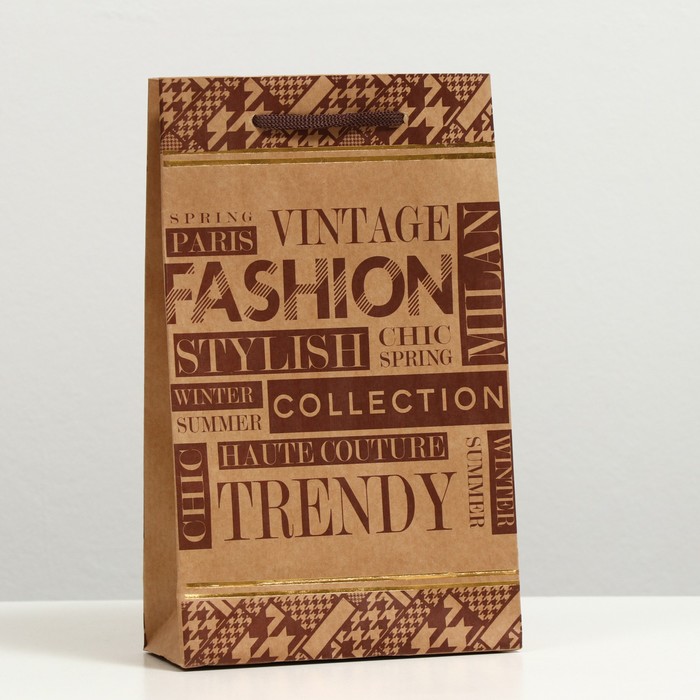 Пакет подарочный "Fashion", крафт, 26,5 x 16,5 x 7 см
Пакет подарочный "Fashion", крафт, 26,5 x 16,5 x 7 см