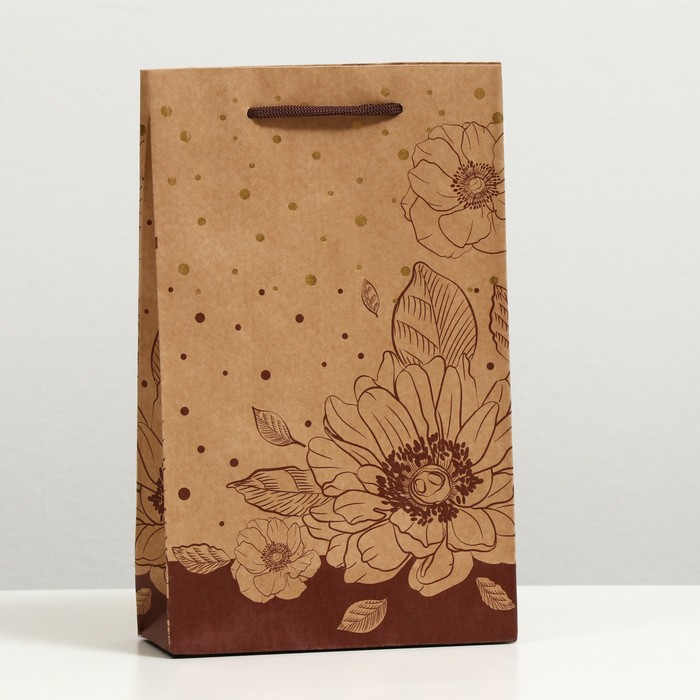 Пакет подарочный "Расцветающий бутон", крафт, 26.5 x 16.5 x 7 см
Пакет подарочный "Расцветающий бутон", крафт, 26.5 x 16.5 x 7 см