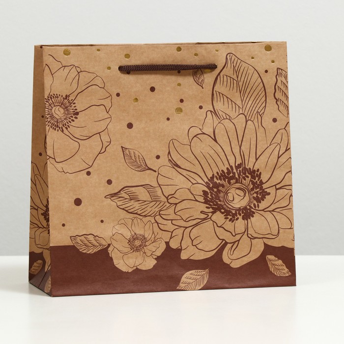 Пакет подарочный "Расцветающий бутон", крафт, 22.5 x 23 x 10 см
Пакет подарочный "Расцветающий бутон", крафт, 22.5 x 23 x 10 см