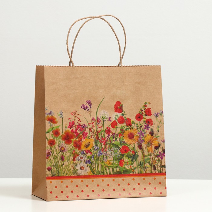 Пакет подарочный "Полевые цветы", крафт, 24 x 23 x 10 см
Пакет подарочный "Полевые цветы", крафт, 24 x 23 x 10 см