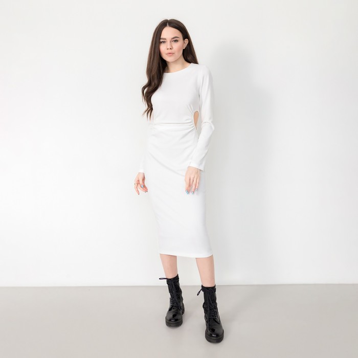 Платье женское миди с разрезом MIST р. 46, белый
Платье женское миди с разрезом MIST р. 46, белый