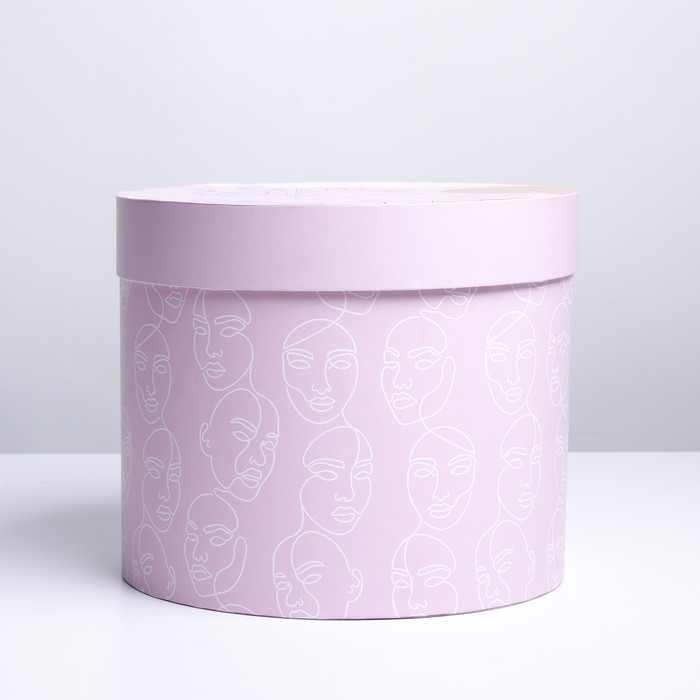 Коробка подарочная круглая «Нежный», 19.5 × 23 см
Коробка подарочная круглая «Нежный», 19.5 × 23 см