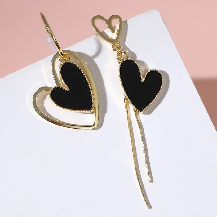 Серьги эмаль "Сердца" ассиметрия, цвет чёрный в золоте
Серьги эмаль "Сердца" ассиметрия, цвет чёрный в золоте