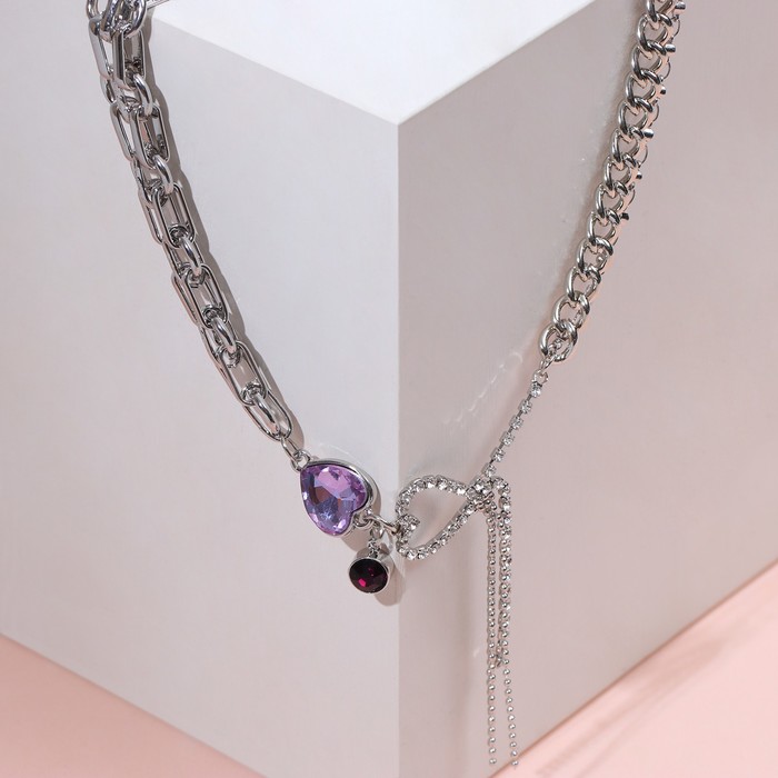 Колье "Цепь" сердца, цвет бело-сиреневый в серебре 
Колье "Цепь" сердца, цвет бело-сиреневый в серебре