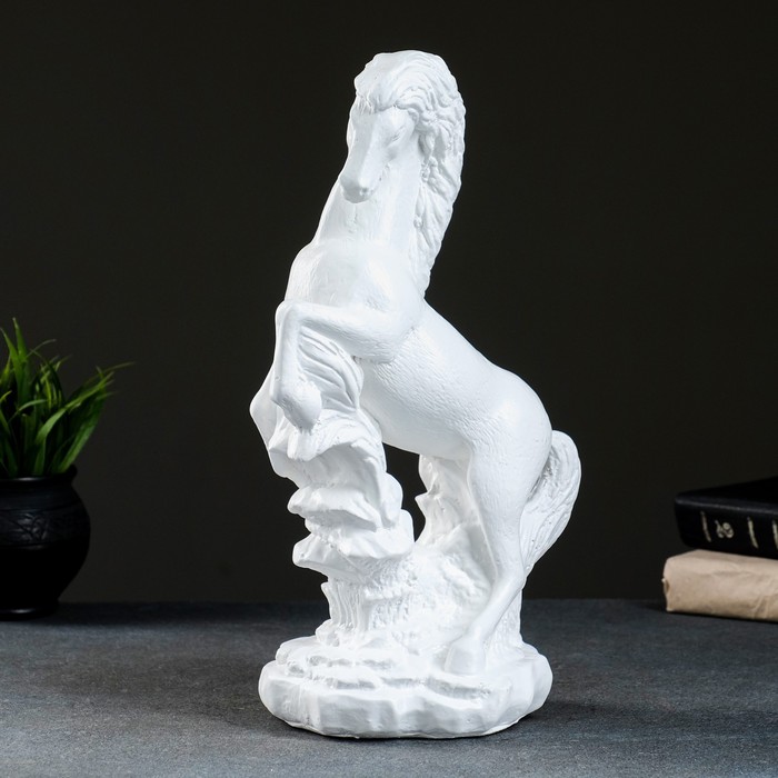 Фигура "Конь на дыбах" белый, 35см
Фигура "Конь на дыбах" белый, 35см