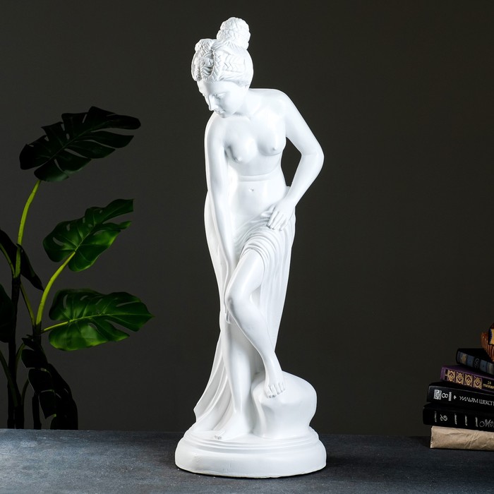 Фигура "Девушка" белый, 32х80см
Фигура "Девушка" белый, 32х80см