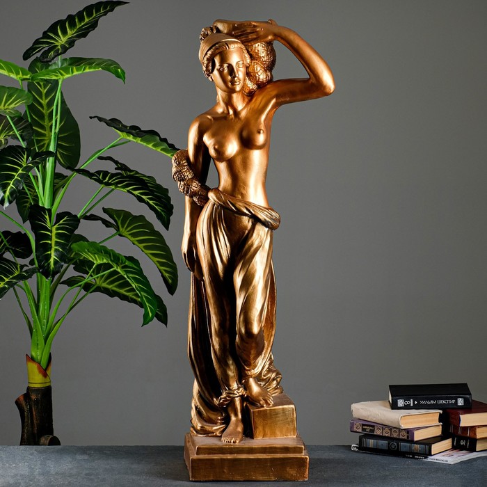 Фигура "Девушка с рогом" позолота, 109см
Фигура "Девушка с рогом" позолота, 109см