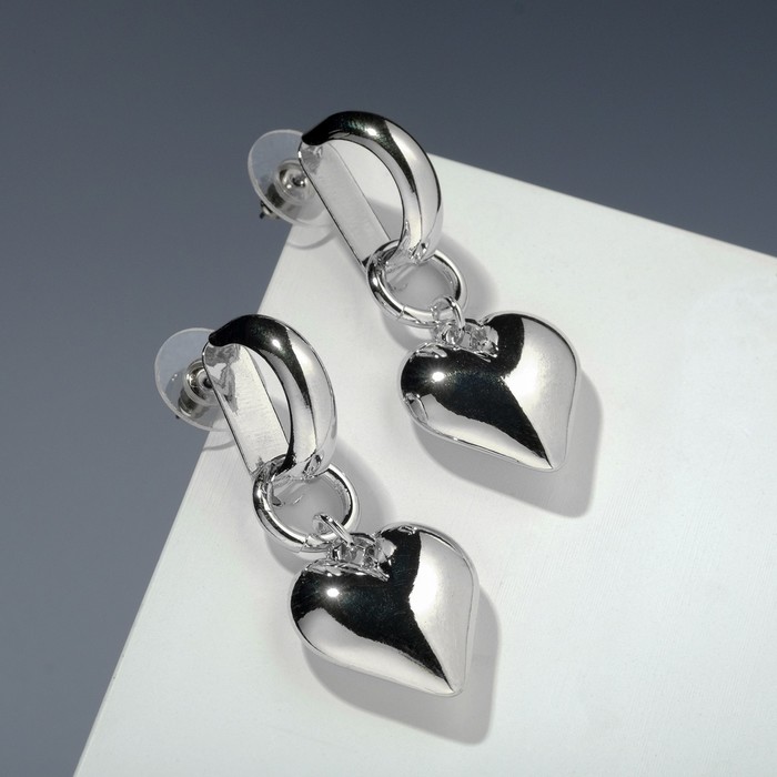 Серьги металл "Сердце" пухлое, цвет серебро
Серьги металл "Сердце" пухлое, цвет серебро