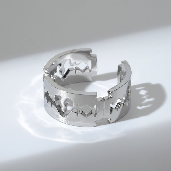 Кольцо "Лезвие" сердце, цвет серебро, безразмерное
Кольцо "Лезвие" сердце, цвет серебро, безразмерное