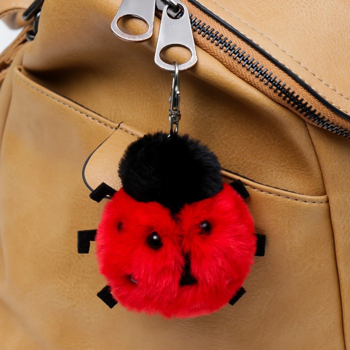 Пушистик на кольце "Красная божья коровка" 11х7 см
Пушистик на кольце "Красная божья коровка" 11х7 см