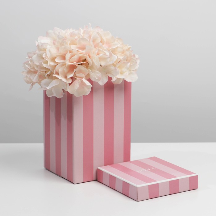 Коробка складная «LOVE», 14 х 23 см
Коробка складная «LOVE», 14 х 23 см