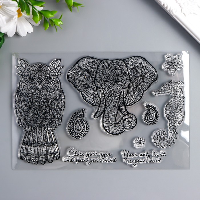 Штамп для творчества силикон "Животные в стиле мехенди" 20х13 см
Штамп для творчества силикон "Животные в стиле мехенди" 20х13 см