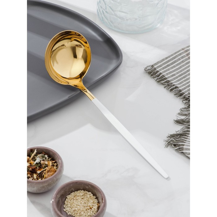 Половник цельнотянутый Magistro, «Грэйс», 24 см, цвет ручки белый, цвет головы золотой 
Половник цельнотянутый Magistro, «Грэйс», 24 см, цвет ручки белый, цвет головы золотой