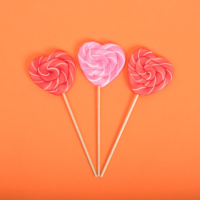 фото Карамель леденцовая сердце, со вкусами клубника, малина, 30 г фанни фан