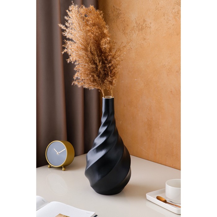 Ваза керамическая "Данара", настольная, чёрная, 34 см
Ваза керамическая "Данара", настольная, чёрная, 34 см