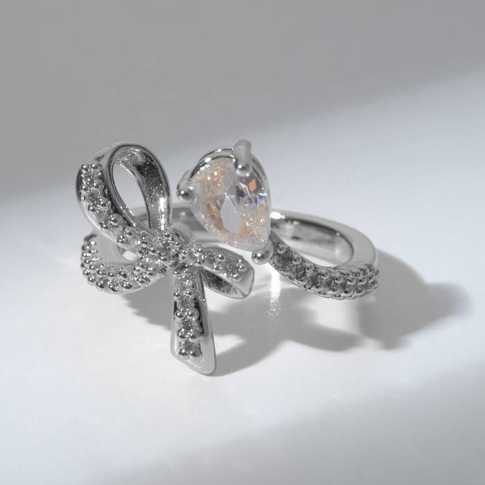 Кольцо "Бантик" с сердечком, цвет белый в серебре, безразмерное
Кольцо "Бантик" с сердечком, цвет белый в серебре, безразмерное